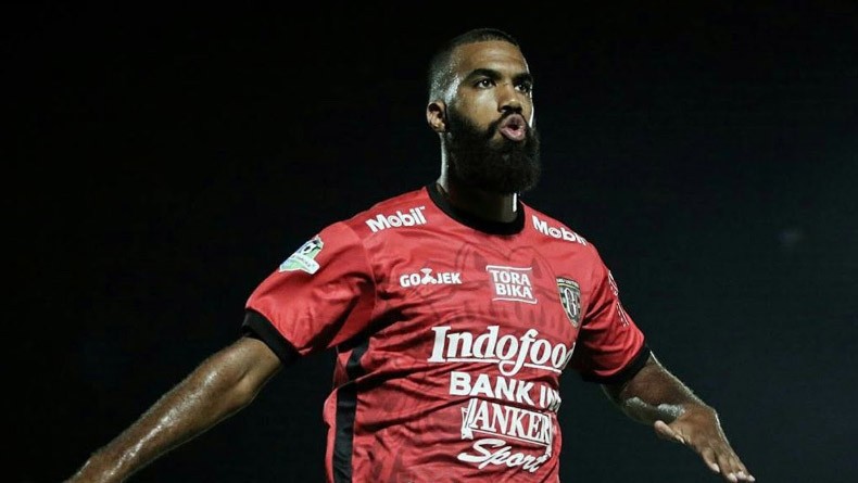 Comvalius Diperkenalkan Arema Malam Ini, Milo: Dia Tajam dan Kuat