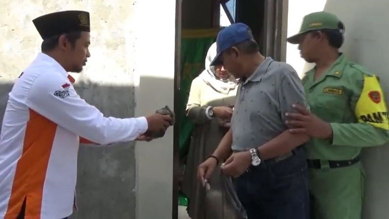 Ikut Coblos Ulang di Gresik, Pemilih Dapat Sembako dan Sepeda dari KPU