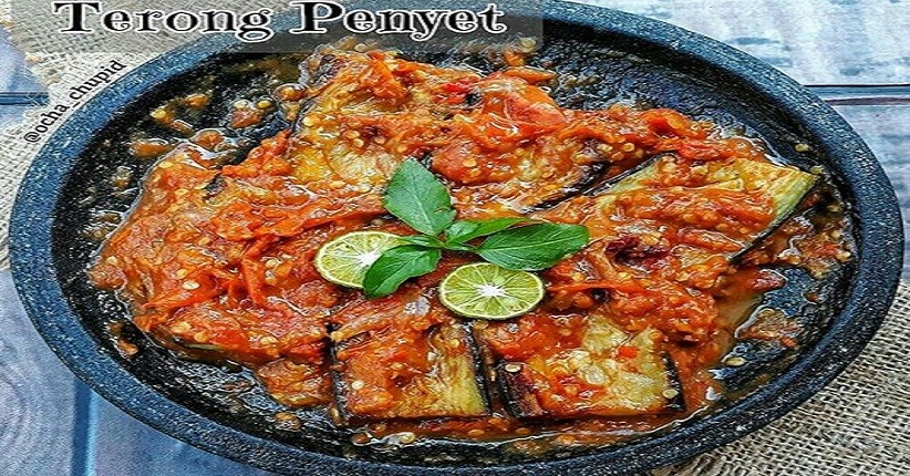 Santapan Sederhana dengan Terung Penyet, Sambalnya Super Pedas