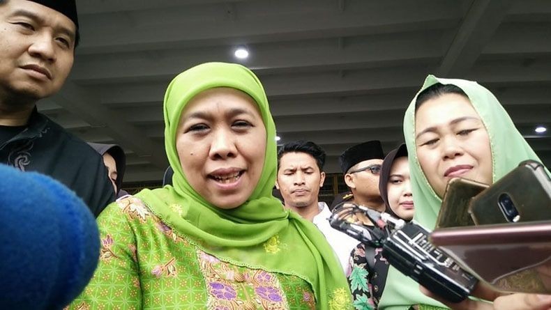 Khofifah Mengaku Diperiksa KPK 1,5 Jam Untuk Saksi Tersangka Romi Cs