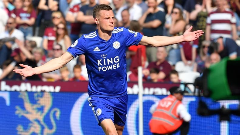 Bermain dengan 10 Pemain, Arsenal Kalah Telak dari Leicester City