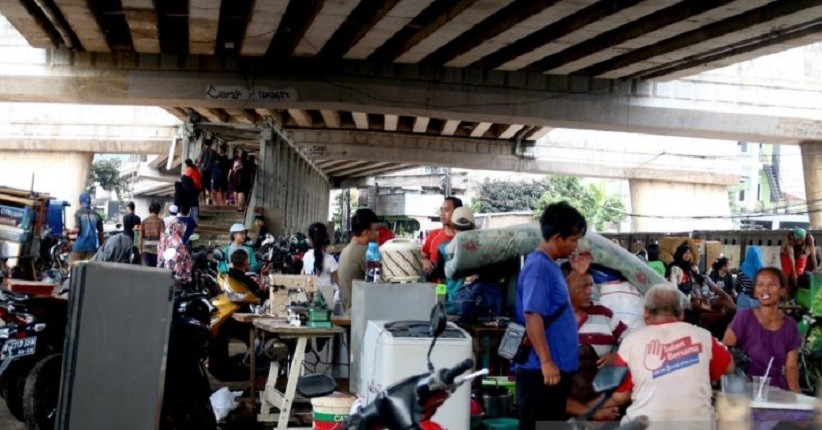 Kemensos Dirikan 11 Dapur Umum untuk Korban Banjir Jakarta