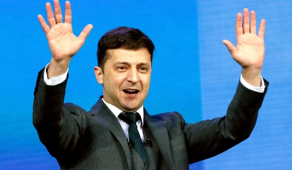 Presiden Ukraina: Jangan Buang Waktu Bujuk Warga dengan Paspor Rusia