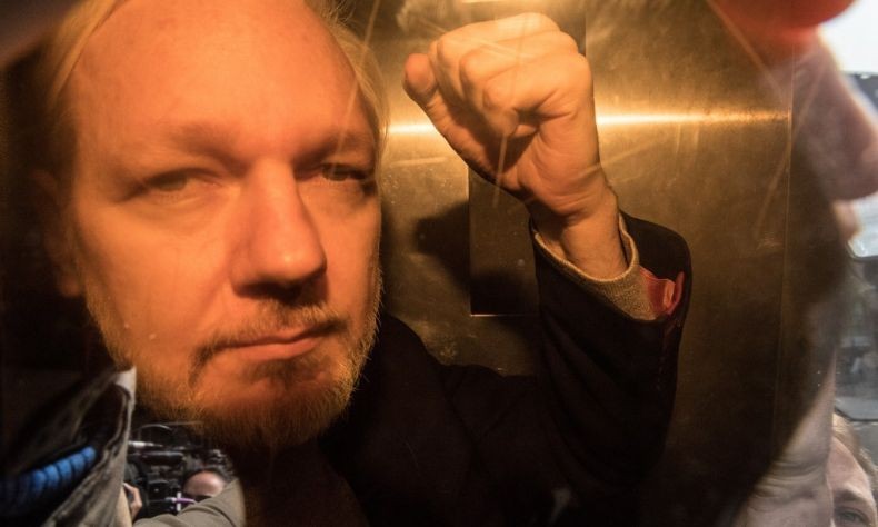 Pendiri WikiLeaks Julian Assange Divonis Penjara 50 Pekan di Inggris