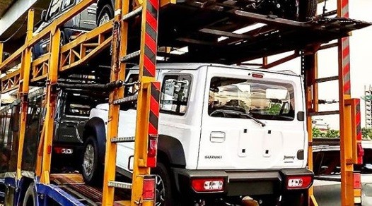 Mobil Jimny Terbaru Naik Truk Beredar di Media Sosial, Ini Kata Suzuki