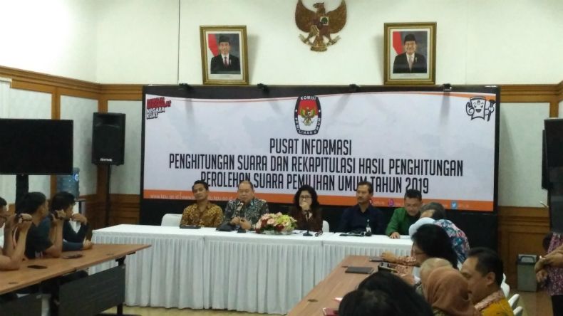 18 petugas KPPS DKI Gugur, Ini Penyebabnya Versi Menkes Nila Moeloek