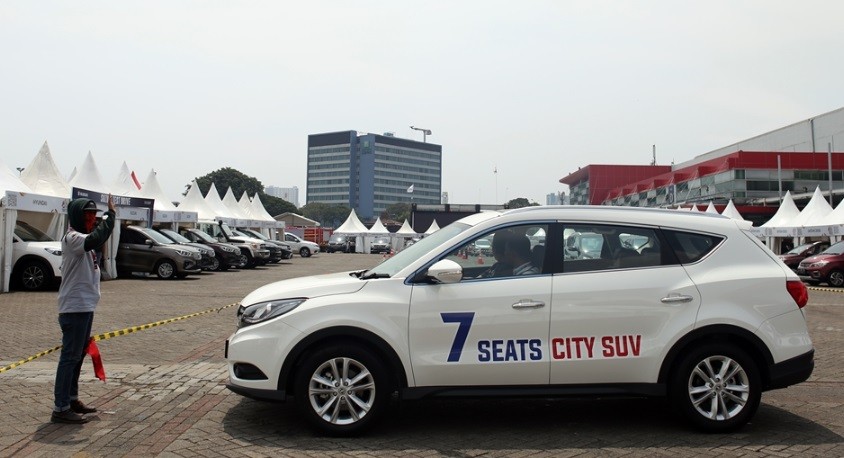 Lampaui Target Penjualan, DFSK Cetak SPK 1.487 Unit di IIMS 2019