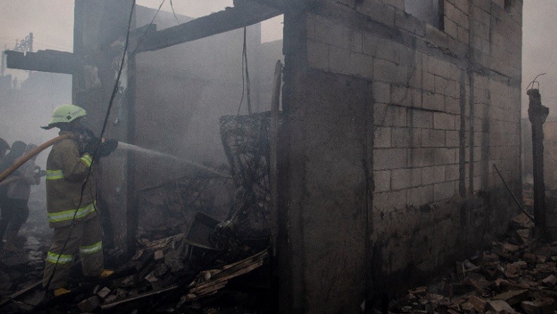 Polisi Olah TKP Kebakaran di Kampung Bandan, 4 Saksi Diperiksa