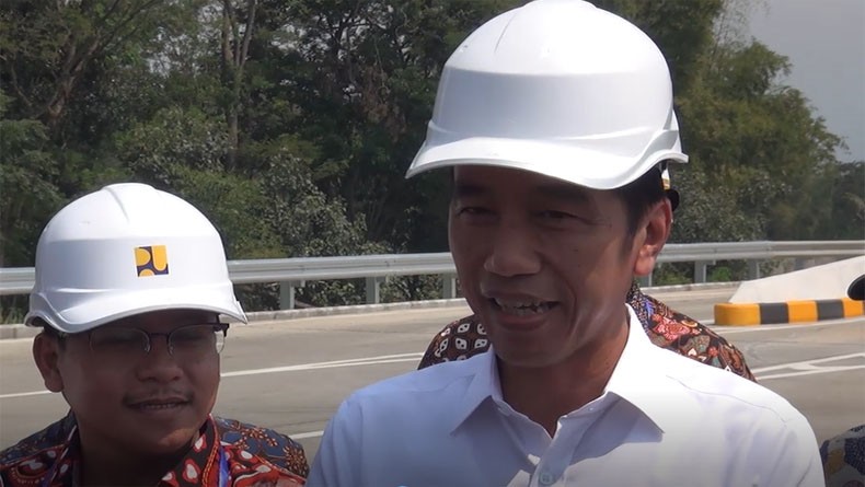 Tanggapi Ancaman Penggal Kepala, Jokowi: Kita Semua Kan Puasa, Yang Sabar