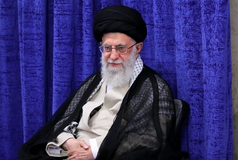 Pemimpin Tertinggi Sebut Iran Tak Ingin Perang dengan AS