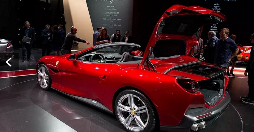 Alasan Mesin Mobil Supercar Selalu Berada di Belakang