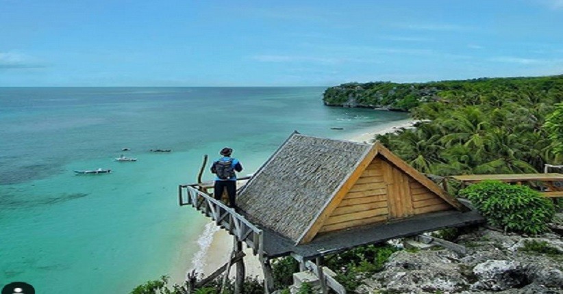Menikmati Sunset di Pantai Marumasa Bulukumba, Spot Paling Indah Ada di Tebing