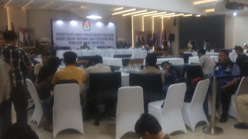 Berlangsung Alot, Rekapitulasi Suara Kuala Lumpur hingga Tengah Malam