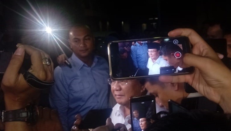 Bawa Nasi Padang, Prabowo Ditolak Jenguk Eggi dan Lieus