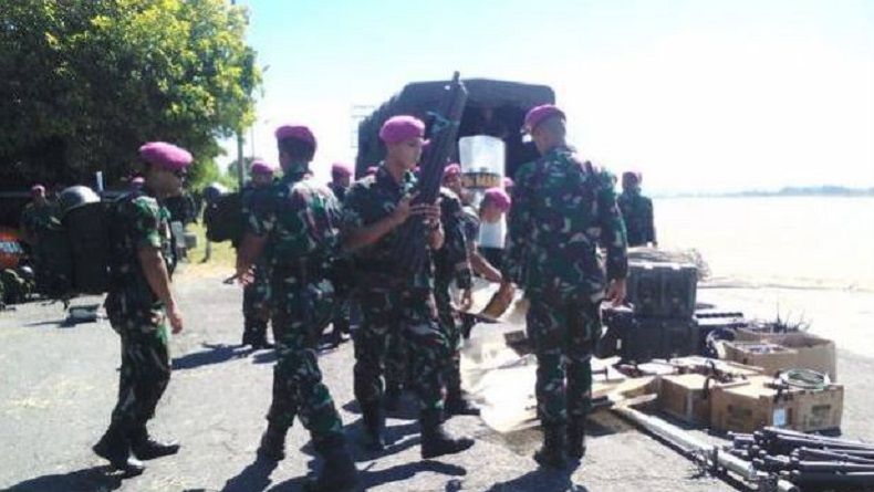 Amankan People Power, 1.500 Marinir TNI AL Diterbangkan dari Surabaya