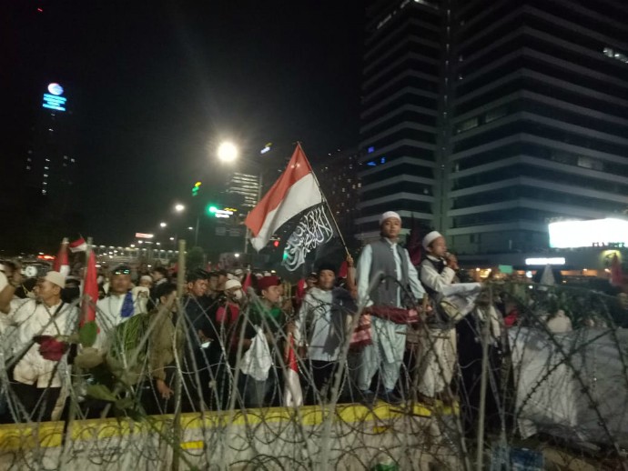 Massa Pendukung Prabowo-Sandi Mulai Tinggalkan Bawaslu