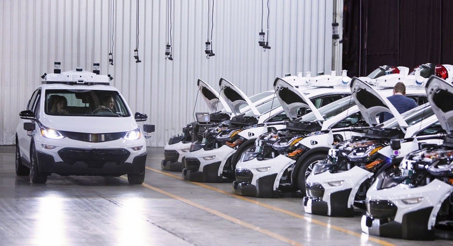 GM Minta Keringan Aturan NHTSA untuk Taksi Otonom, Sejumlah Lembaga Protes