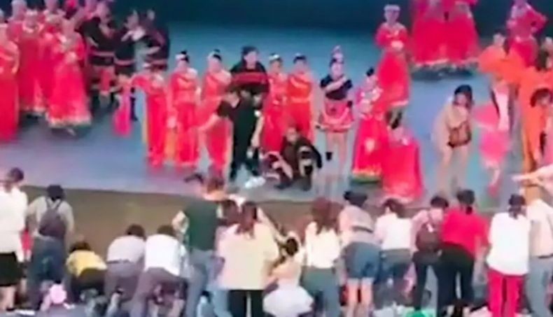 Panggung Acara Audisi Menari di China Ambruk, 1 Anak Tewas dan 14 Luka