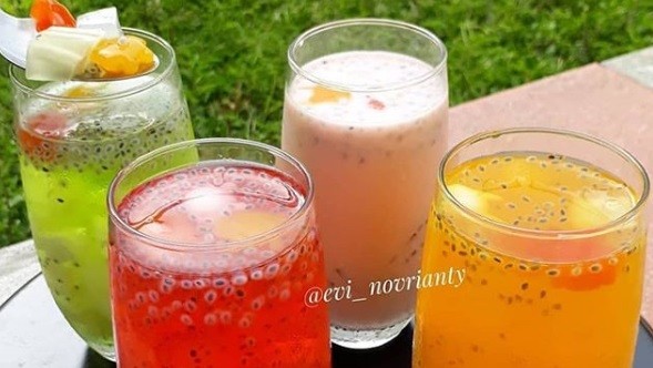 Minuman Simpel untuk Buka Puasa, Bikin Es Selasih Hanya 5 Menit