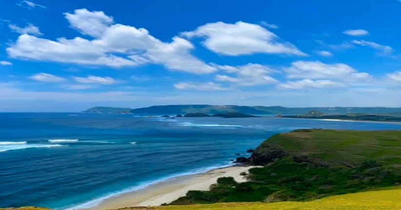 Libur Lebaran Asyiknya ke Lombok, Jelajahi Bukit Merese yang Mirip New Zealand