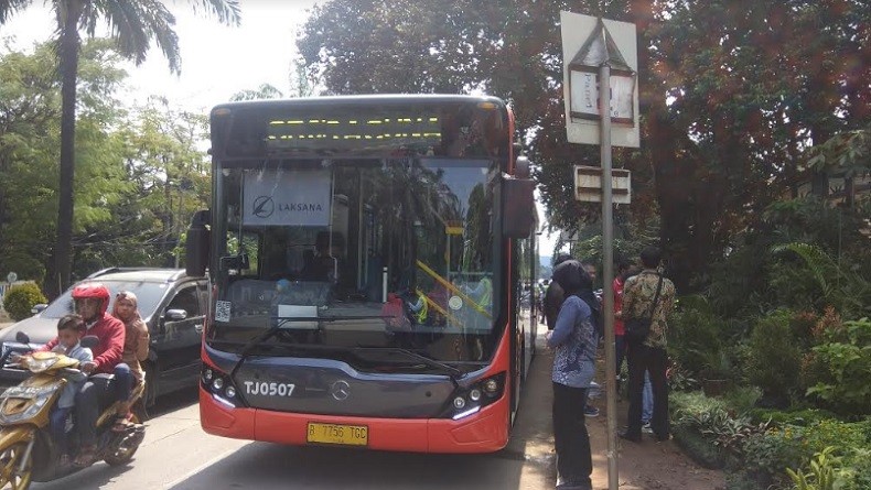 Transjakarta Sediakan Bus Gratis ke Taman Wisata Ragunan, Warga Sambut Antusias
