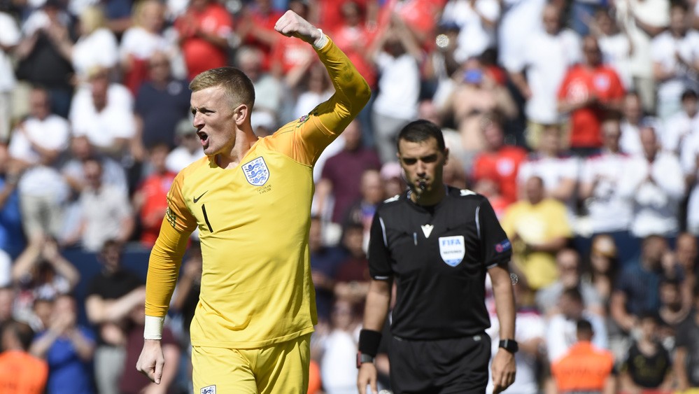 Tak Kebobolan 7 Laga, Pickford Selevel Kiper Legendaris Inggris Juara Dunia 1966