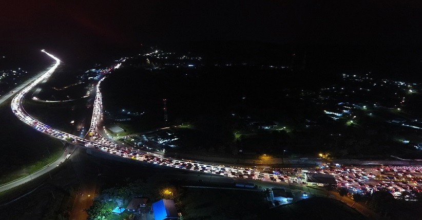 Puncak Arus Balik, Antrean Kendaraan di Bakauheni Mengular 12 Km