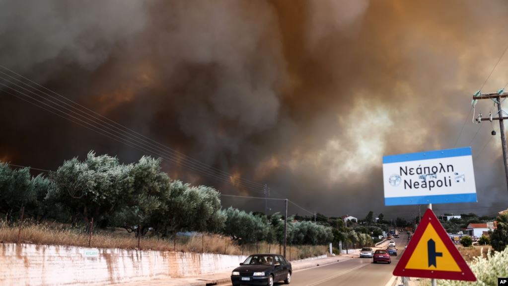 Kebakaran Hutan Landa Wilayah Selatan Yunani