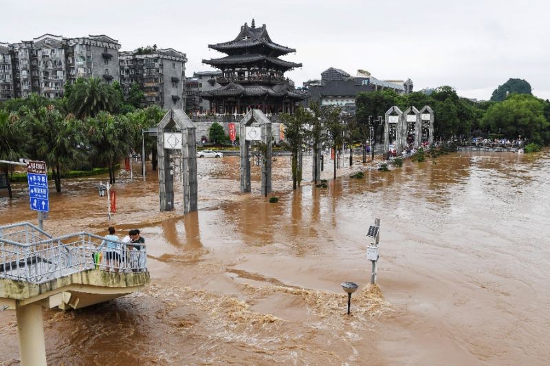 19 Orang Tewas akibat Banjir di China