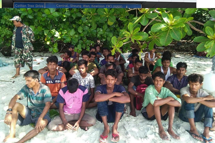 65 Warga Rohingya Ditemukan di Atas Kapal Karam di Thailand