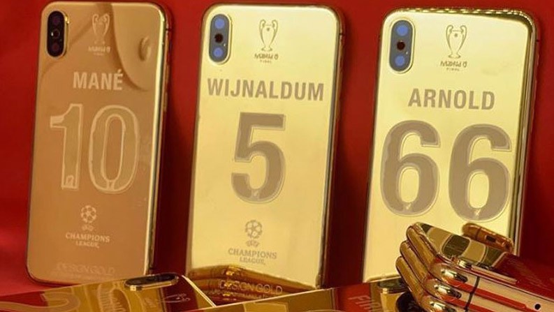 Rajai Eropa, Skuat Liverpool Dihadiahi Iphone X Berlapis Emas 24 Karat