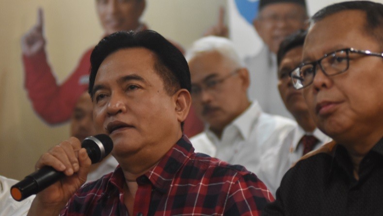 Serahkan Dokumen Jawaban Terbaru, Yusril Minta MK Tolak Permohonan Prabowo-Sandi