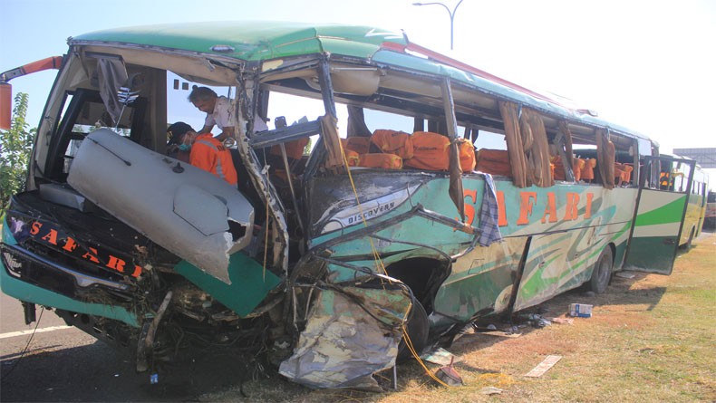 Fakta-Fakta Kecelakaan Maut di Tol Cipali yang Tewaskan 12 Orang
