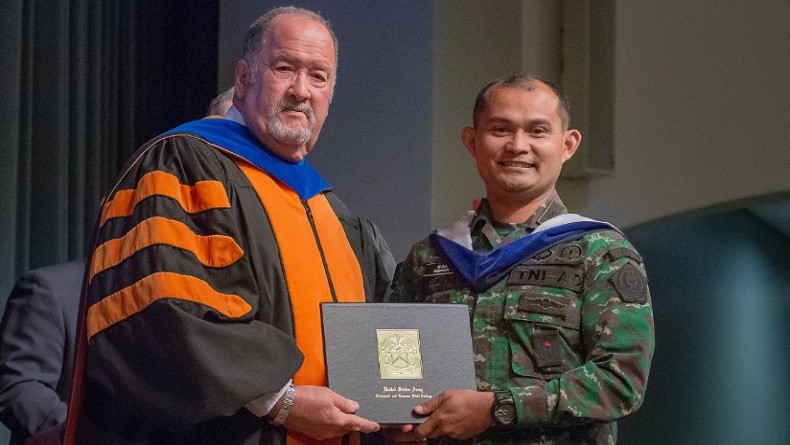 Mayor Inf Alzaki, Perwira TNI yang Namanya Terukir di Wall Of Fame US Army CGSC