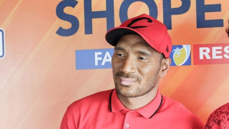 Disejajarkan dengan Chiellini, Ini Jawaban Lucu Leonard Tupamahu