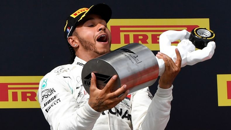 Juara GP Prancis, Hamilton Sempat Khawatir Ban Bakal Meletus karena Cuaca Panas