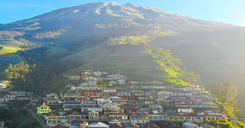 Namche Bazaar Nepal ala Gunung Sumbing, Deretan Rumahnya Tersusun Indah