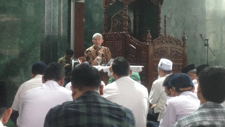 Momen Felix Siauw Berceramah di Masjid Fatahillah, Banser Geruduk Balai Kota