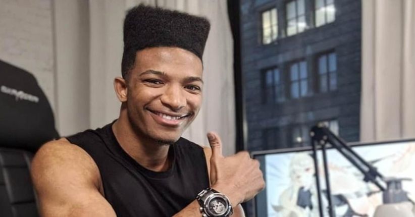 YouTuber Desmond Amofah Pernah Dirawat karena Kesehatan Mental