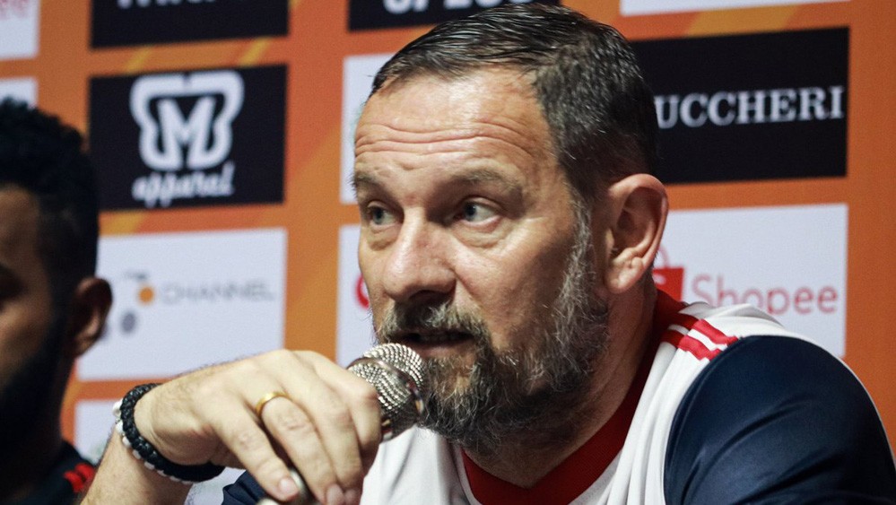 Dejan Antonic: Madura United Dilarang Bertahan Lawan Persebaya