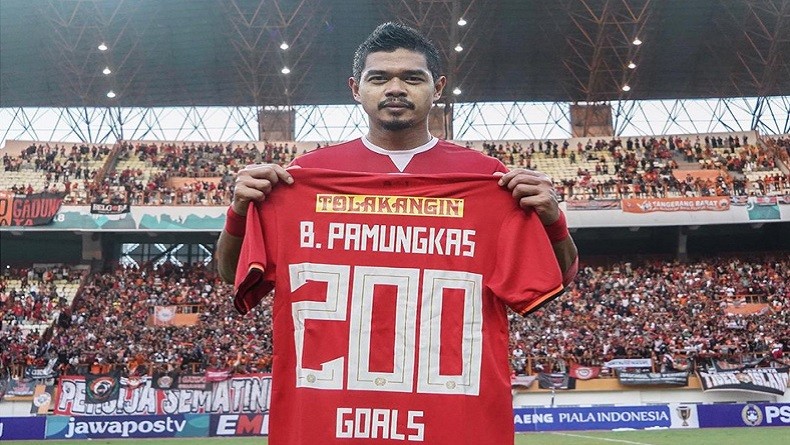 5 Pemain Indonesia yang Pernah Gemparkan Piala Asia, Ada Gol Salto Spektakuler Memukau Dunia