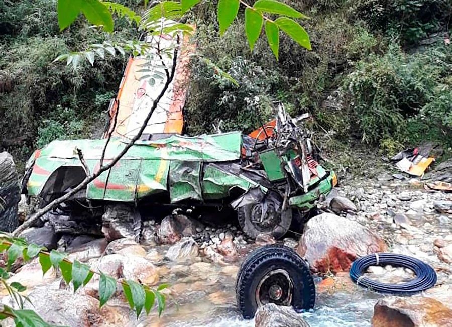 Bus Jatuh ke Jurang di India, 20 Orang Tewas dan 10 Luka Parah