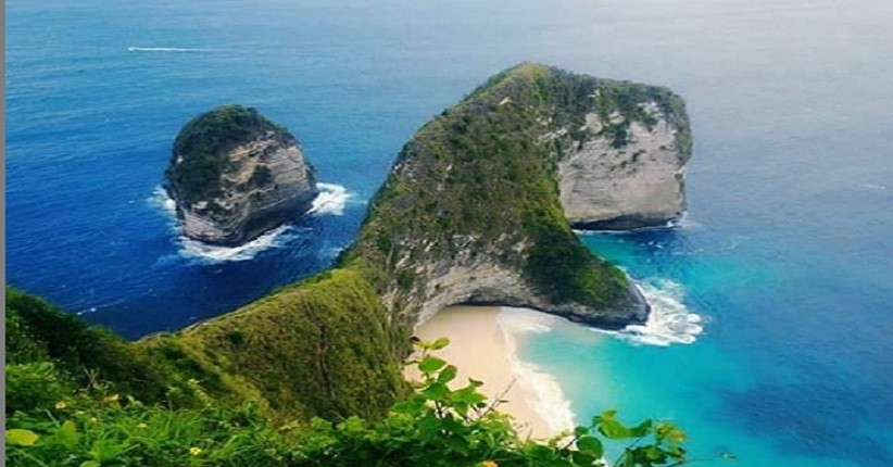 Sembunyi di Nusa Penida, Singgahi Pantai Kelingking yang Terlihat Instagramable