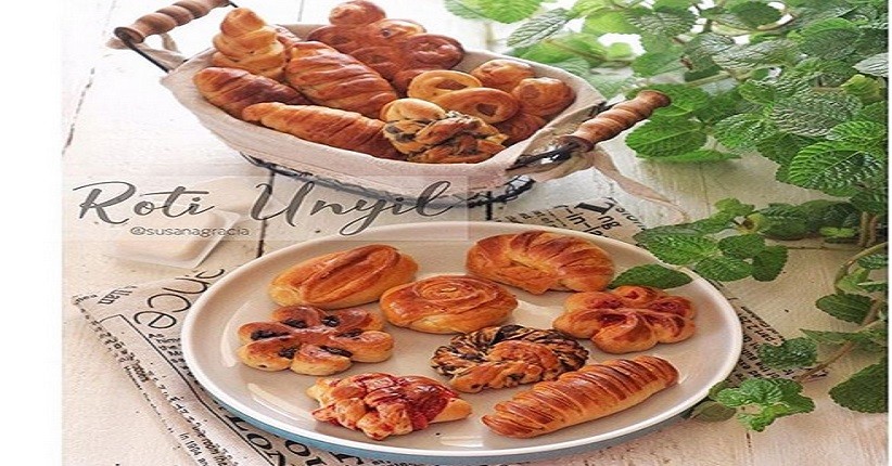 Asyiknya Menyantap Roti Unyil, Jajanan Mungil dengan Berbagai Rasa