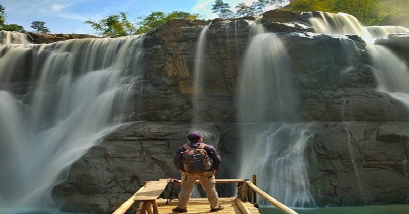 Little Niagara ala Bandung, Air Terjun Mungil yang Diapit Dua Bukit
