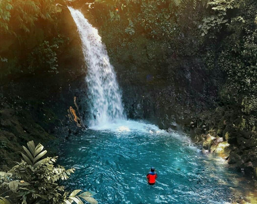 Inspirasi Wisata di Bogor, Asyiknya Berenang di Curug Gua Lumut