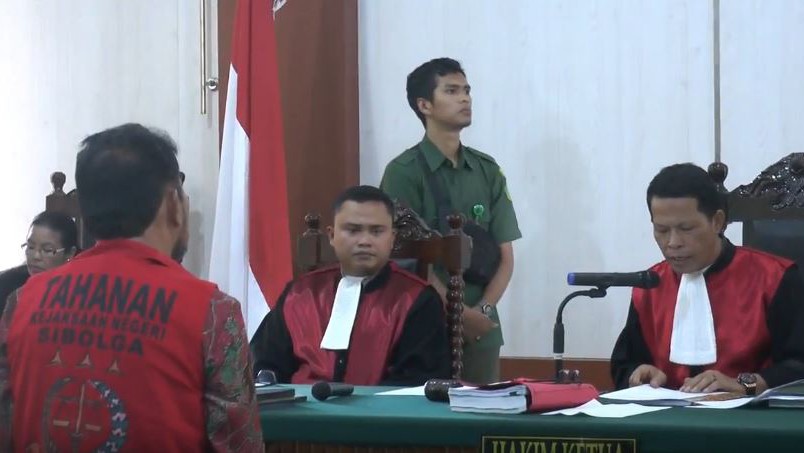 Kasus TPPU Penerimaan CPNS, Mantan Bupati Tapteng Divonis 5 Tahun Penjara
