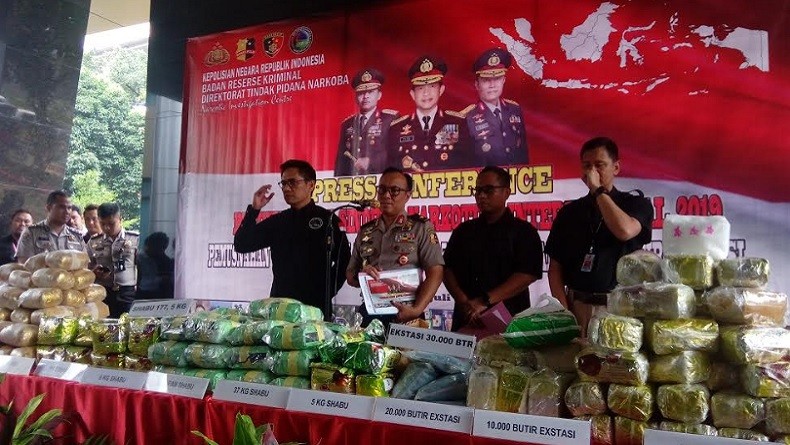Bareskrim Polri Bongkar Sindikat Narkoba, Sita 1,5 Ton Sabu dan Ribuan Ekstasi