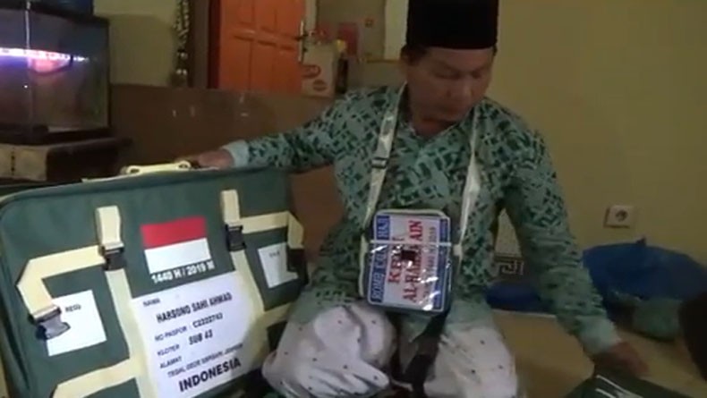 Kisah Harsono Penyapu Jalan di Jember Naik Haji setelah 8 Tahun Menabung