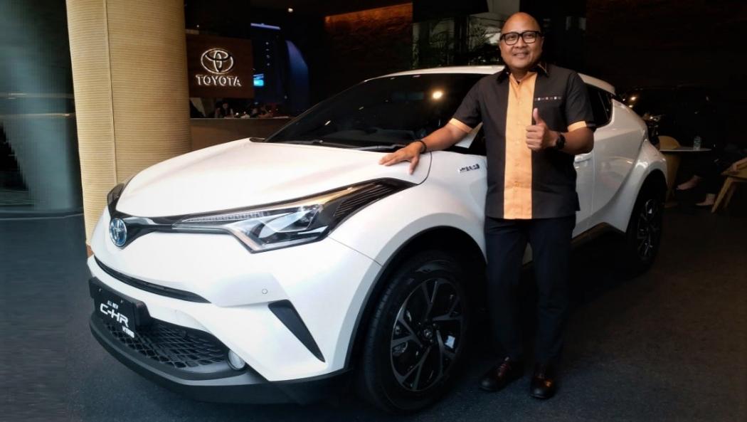 Menghitung Biaya Perawatan Mobil Listrik Toyota C-HR Hybrid